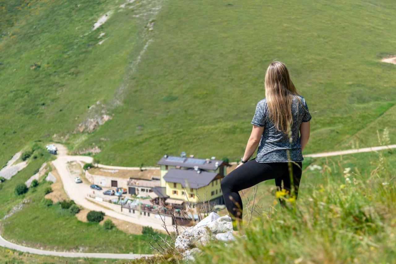 Albergo Rifugio Graziani Брентонико Экстерьер фото